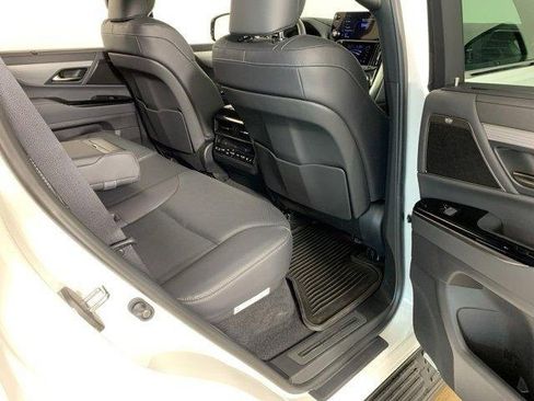Used 2024 Lexus LX 600 F Sport image 24