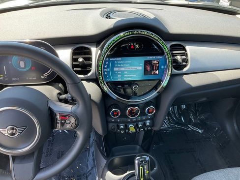 Used 2023 MINI Cooper SE FWD image 40