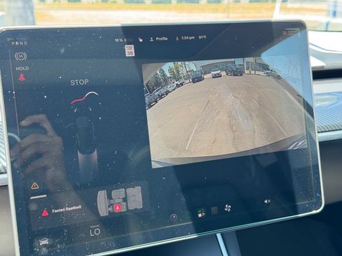 Used 2018 Tesla Model 3 Long Range RWD image 24