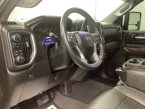 Used 2022 Chevrolet Silverado 2500 LT w/ Midnight Edition AWD/4WD image 13