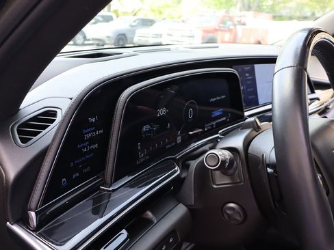 Used 2024 Cadillac Escalade Sport w/ Touring Package AWD/4WD image 26