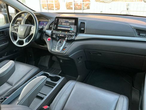 Used 2018 Honda Odyssey EX-L image 16