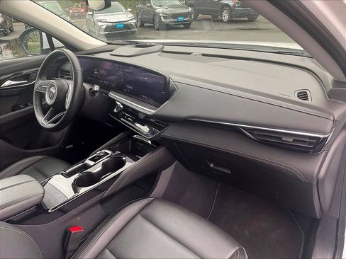Used 2024 Buick Envision Preferred AWD/4WD image 14