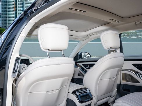 Used 2022 Mercedes-Benz S 500 4MATIC image 18