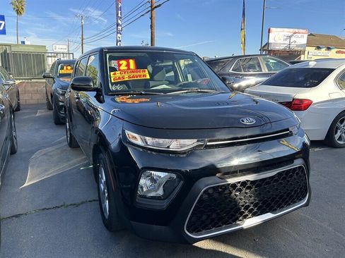 Used 2021 Kia Soul S FWD image 5