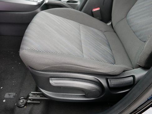 Certified 2024 Kia Seltos LX image 20