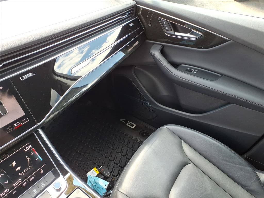 Used 2023 Audi Q7 3.0T Premium Plus AWD/4WD image 34