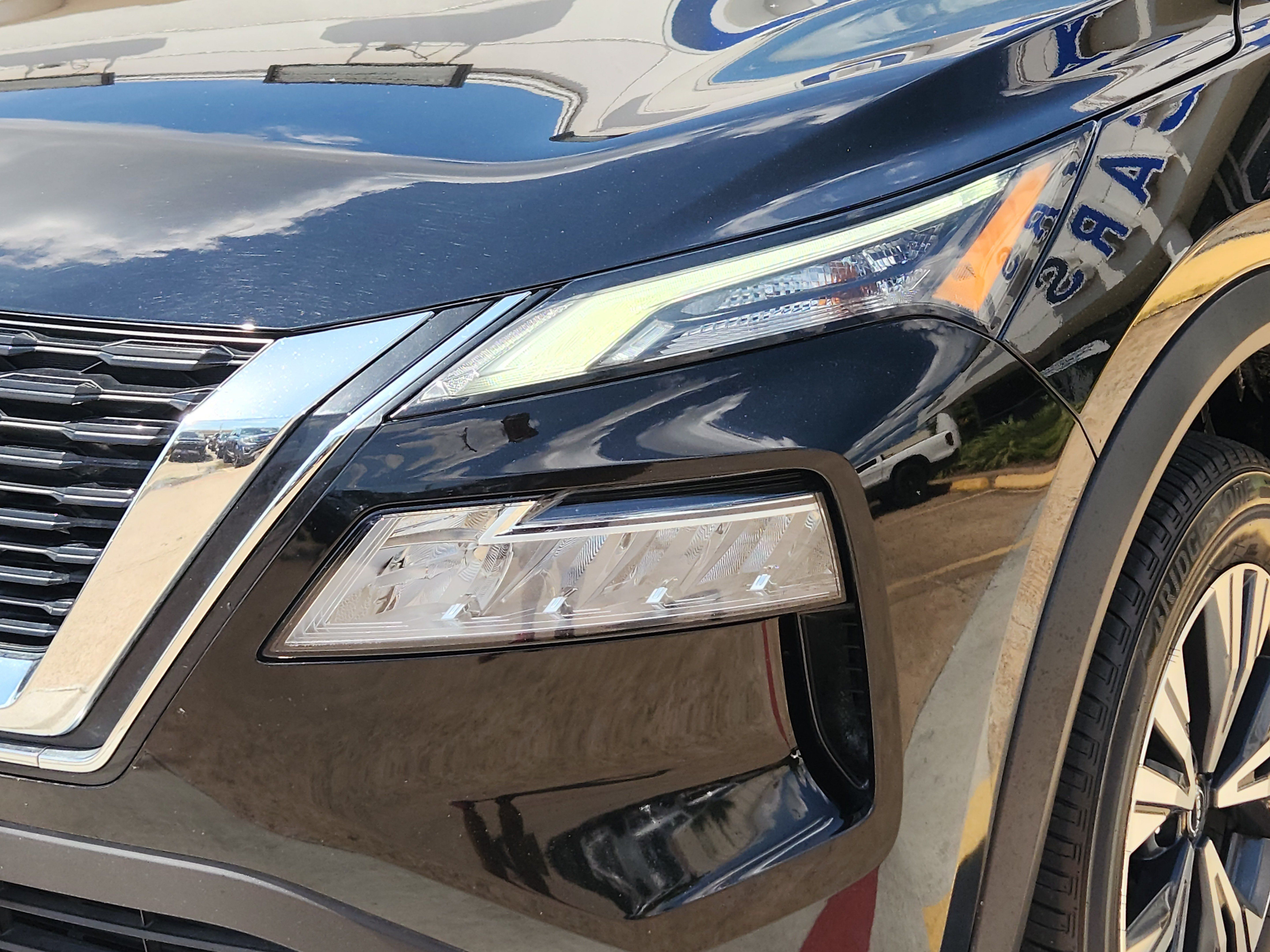 Used 2023 Nissan Rogue SV w/ SV Premium B Package AWD/4WD image 6