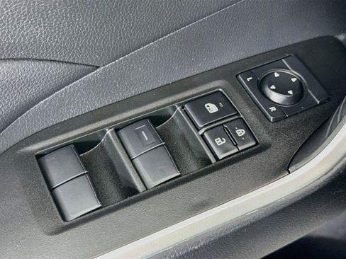 Certified 2025 Toyota RAV4 LE AWD/4WD image 25