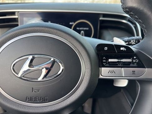 Used 2024 Hyundai Tucson Limited image 40