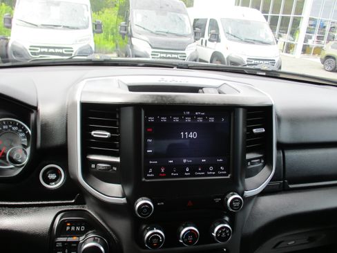 Used 2021 RAM 1500 Big Horn AWD/4WD image 17