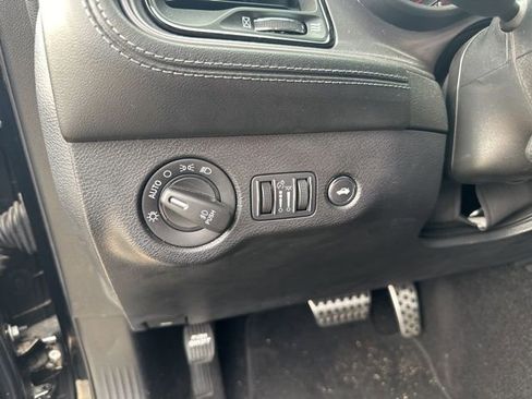 Used 2023 Dodge Challenger R/T w/ Plus Package image 15