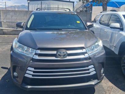 Used 2017 Toyota Highlander XLE