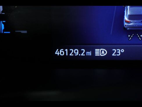 Used 2024 Ford Escape ST-Line w/ Cold Weather Package image 24