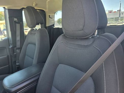 Used 2022 Chevrolet Colorado LT w/ Fleet Safety Package RWD image 10