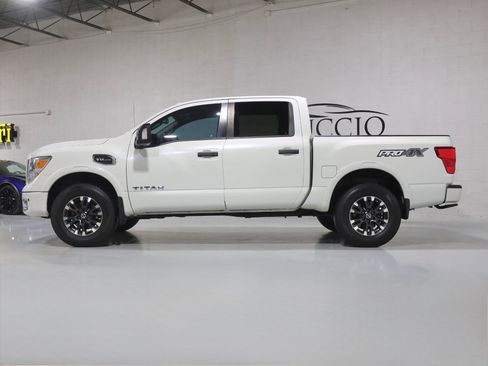 Used 2017 Nissan Titan PRO-4X w/ Pro-4x Convenience Package image 7