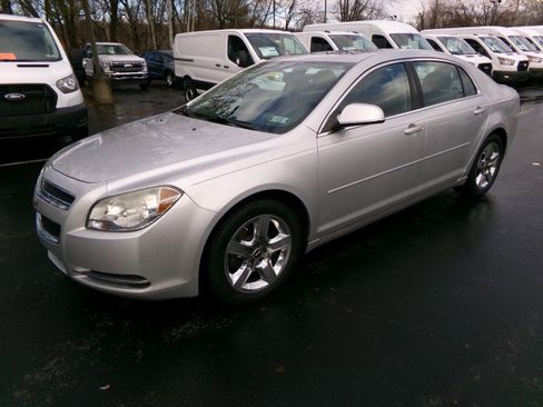 Used 2010 Chevrolet Malibu LT w/ Power Convenience Package image 5