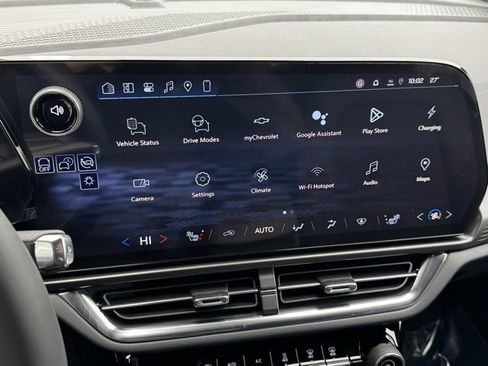 New 2026 Chevrolet Equinox EV LT image 3