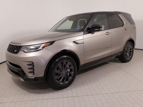 Used 2023 Land Rover Discovery S R-Dynamic AWD/4WD image 3