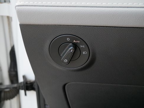 Certified 2023 Volkswagen Taos SEL AWD/4WD image 27