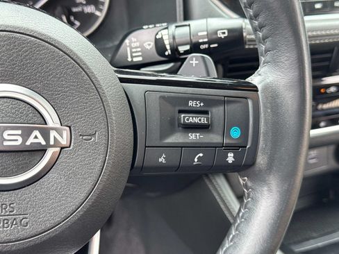Used 2022 Nissan Rogue SL w/ SL Premium Package FWD image 33