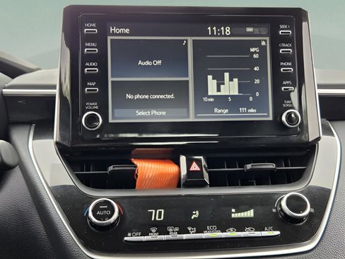 Used 2020 Toyota Corolla LE w/ Carpet Mat Package (TMS) FWD image 17