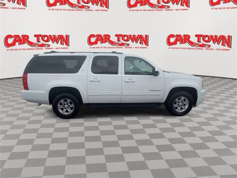 Used 2010 GMC Yukon XL SLT image 9