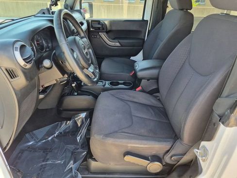 Used 2013 Jeep Wrangler Sport AWD/4WD image 9