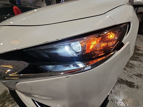 Used 2021 MAZDA MAZDA3 s AWD/4WD image 32