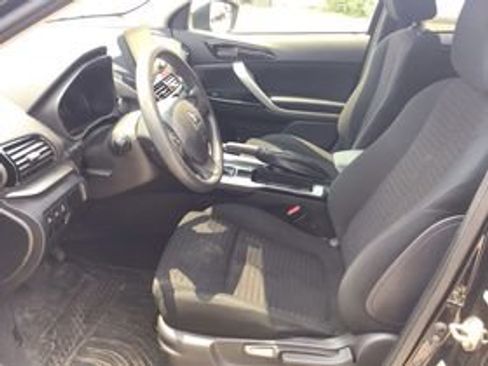 Used 2023 Mitsubishi Eclipse Cross LE AWD/4WD image 3