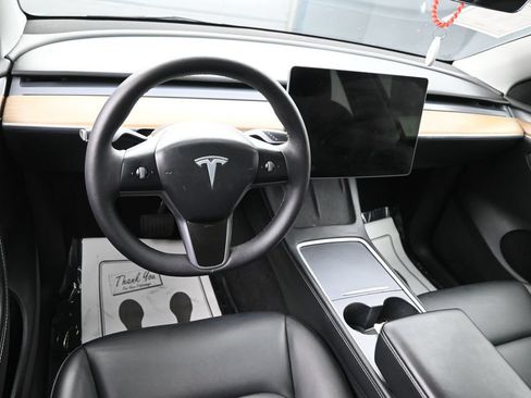 Used 2023 Tesla Model Y Long Range AWD/4WD image 26