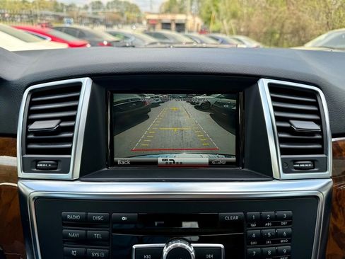 Used 2014 Mercedes-Benz ML 350 4MATIC image 23