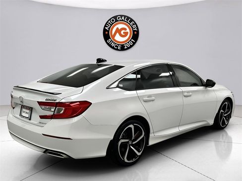 Used 2022 Honda Accord Sport image 7
