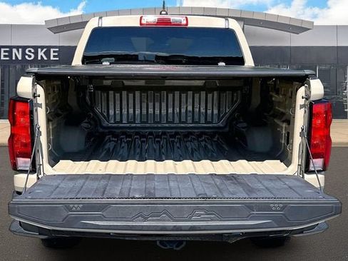 Used 2024 Chevrolet Colorado W/T RWD image 27