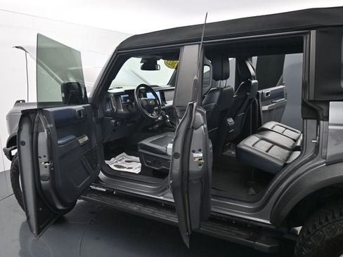 Certified 2023 Ford Bronco Outer Banks w/ Sasquatch Package AWD/4WD image 14