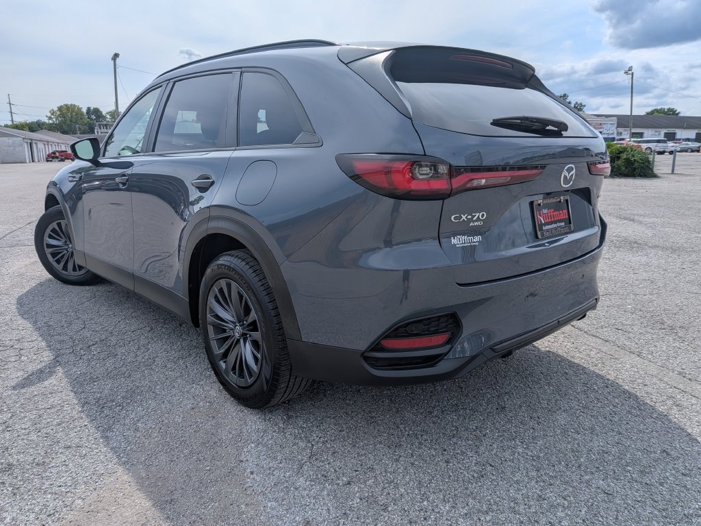 Used 2025 MAZDA CX-70 3.3 Turbo w/ Preferred Package AWD/4WD image 5
