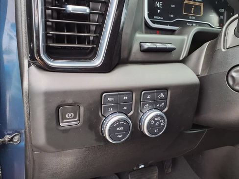 Used 2023 GMC Sierra 1500 Denali w/ Denali Reserve Package AWD/4WD image 30