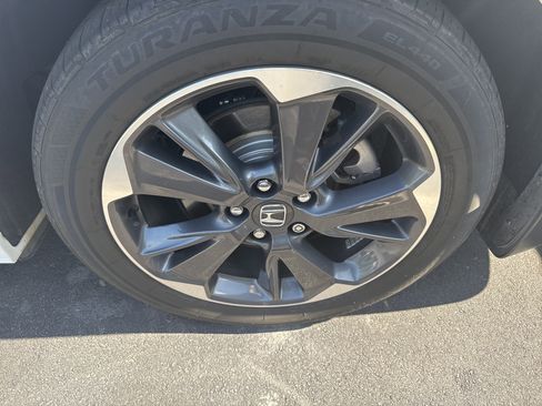 Used 2022 Honda Odyssey Elite image 11