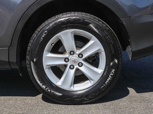 Used 2014 Toyota RAV4 XLE AWD/4WD image 10