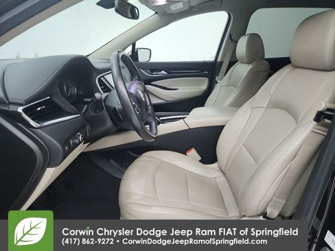 Used 2018 Buick Enclave Essence FWD image 18