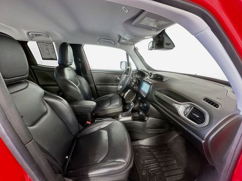 Used 2018 Jeep Renegade Limited w/ UConnect 8.4 Nav Group AWD/4WD image 27