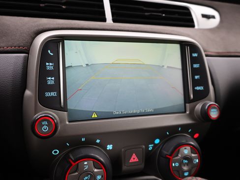 Used 2015 Chevrolet Camaro ZL1 RWD image 16
