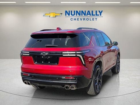 Certified 2024 Chevrolet Traverse RS image 5