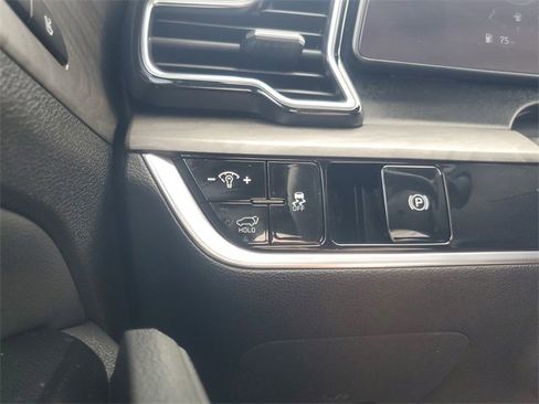 Certified 2024 Kia Sportage X-Pro image 28