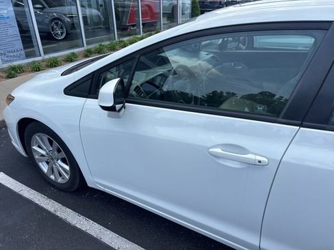 Used 2012 Honda Civic EX-L image 9