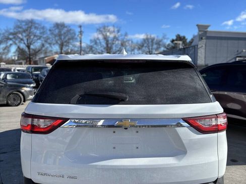 Used 2019 Chevrolet Traverse LS image 6