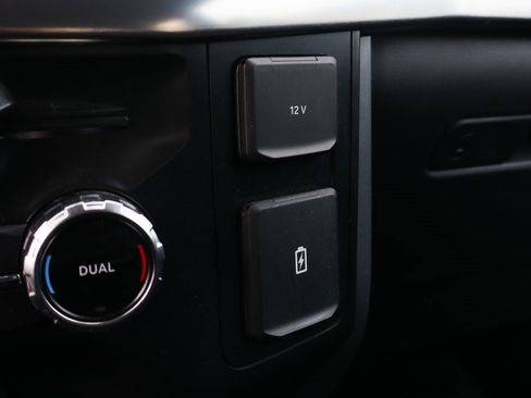 Used 2022 Ford F150 Lariat image 39