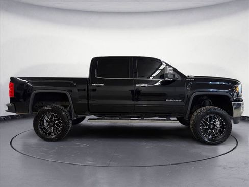 Used 2018 GMC Sierra 1500 SLE w/ SLE Value Package image 7