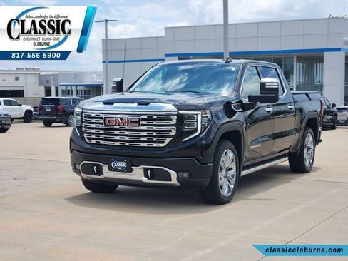 Used 2025 GMC Sierra 1500 Denali w/ Denali Reserve Package AWD/4WD image 6
