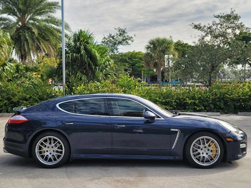 Used 2010 Porsche Panamera Turbo image 6
